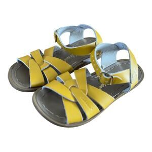 Salt Water Sandals by Hoy Mustard Yellow Size 10
Summer Classic Hand-Stitched